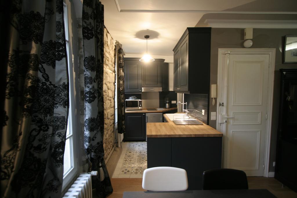 Parisinteriorsrentals - Beautiful Le Marais Notre Dame Appartement Екстер'єр фото